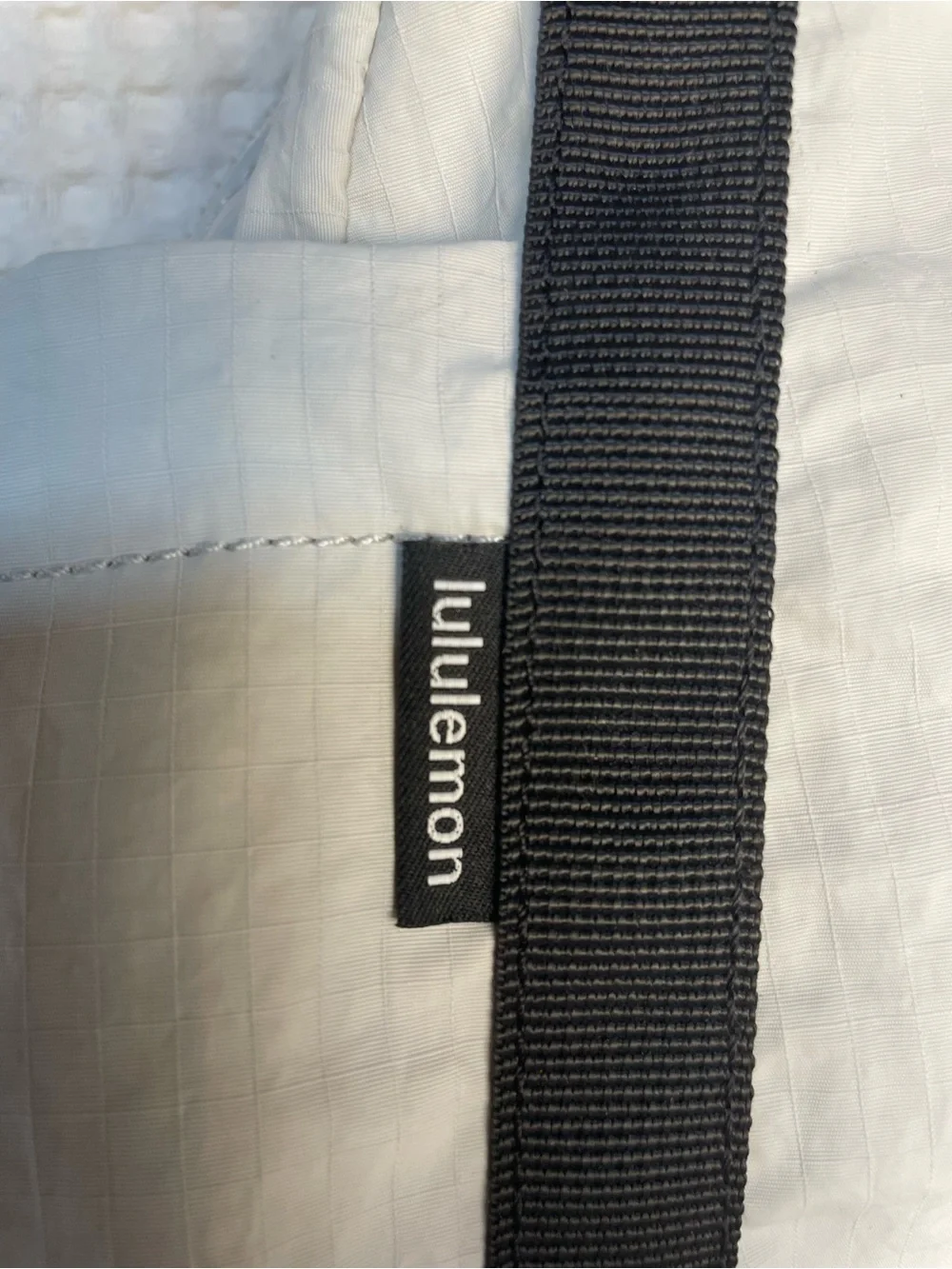 LULULEMON Pack and Go Multi Wear Bag, Backpack, Crossbody, Shoulder, Light Gray
